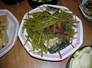 タニフサイと身欠き鰊の煮物